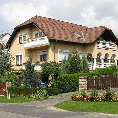 Apartment In Heviz/Balaton 18913 Exterior foto